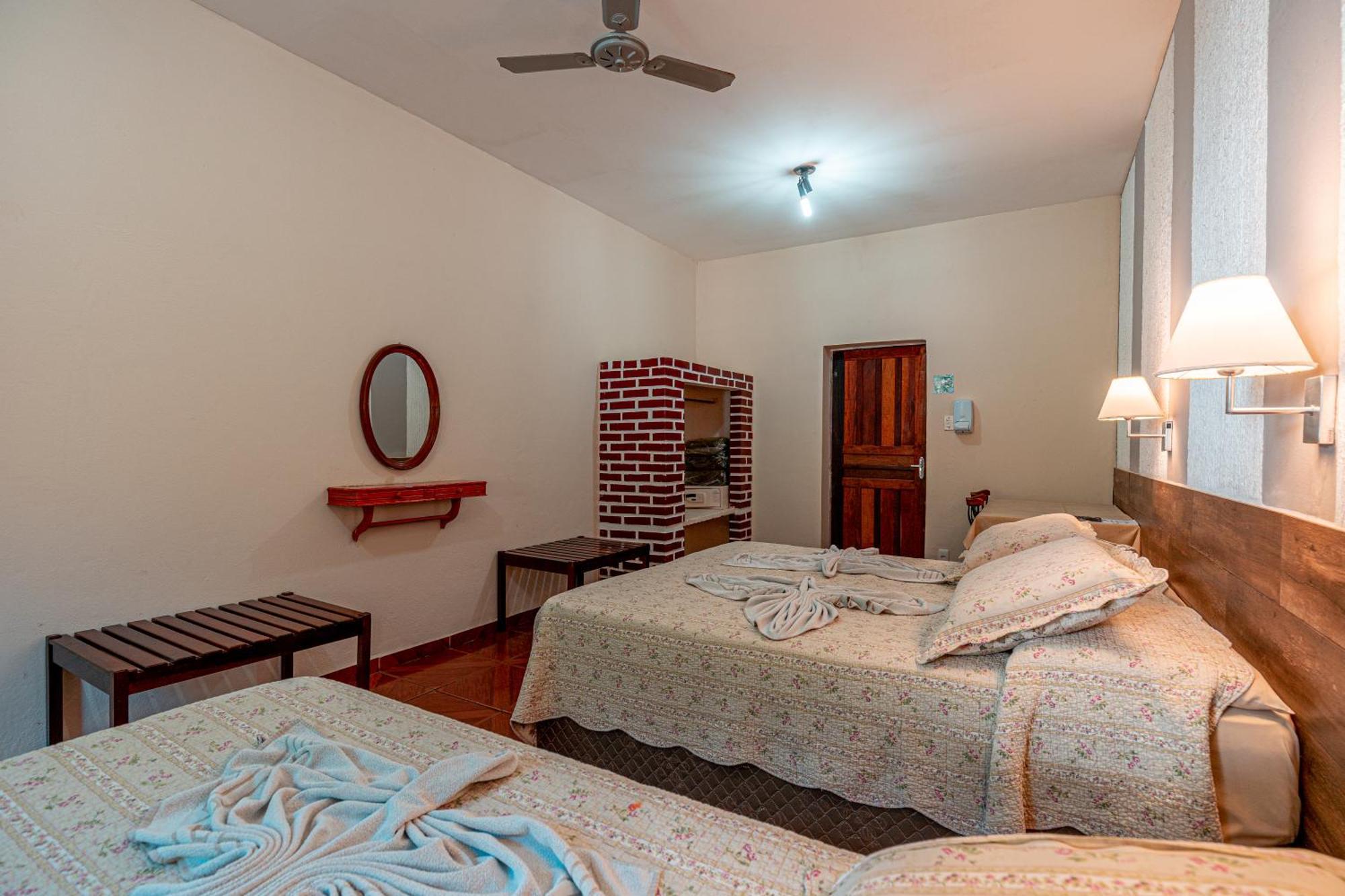 Hotel Fazenda Santa Barbara 인제녜이루 파울루 지 프론칭 외부 사진